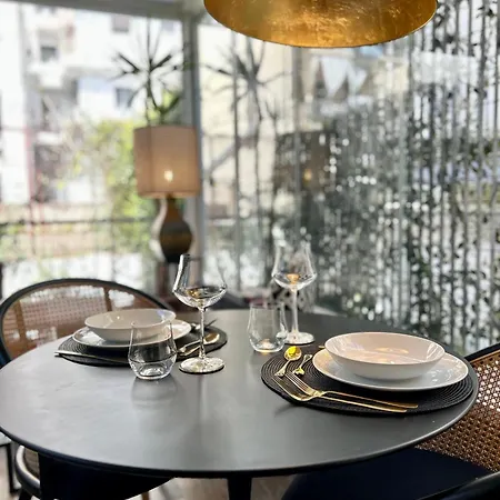 Portrait Luxury Loft شقة باري