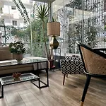 Portrait Luxury Loft דירה בארי